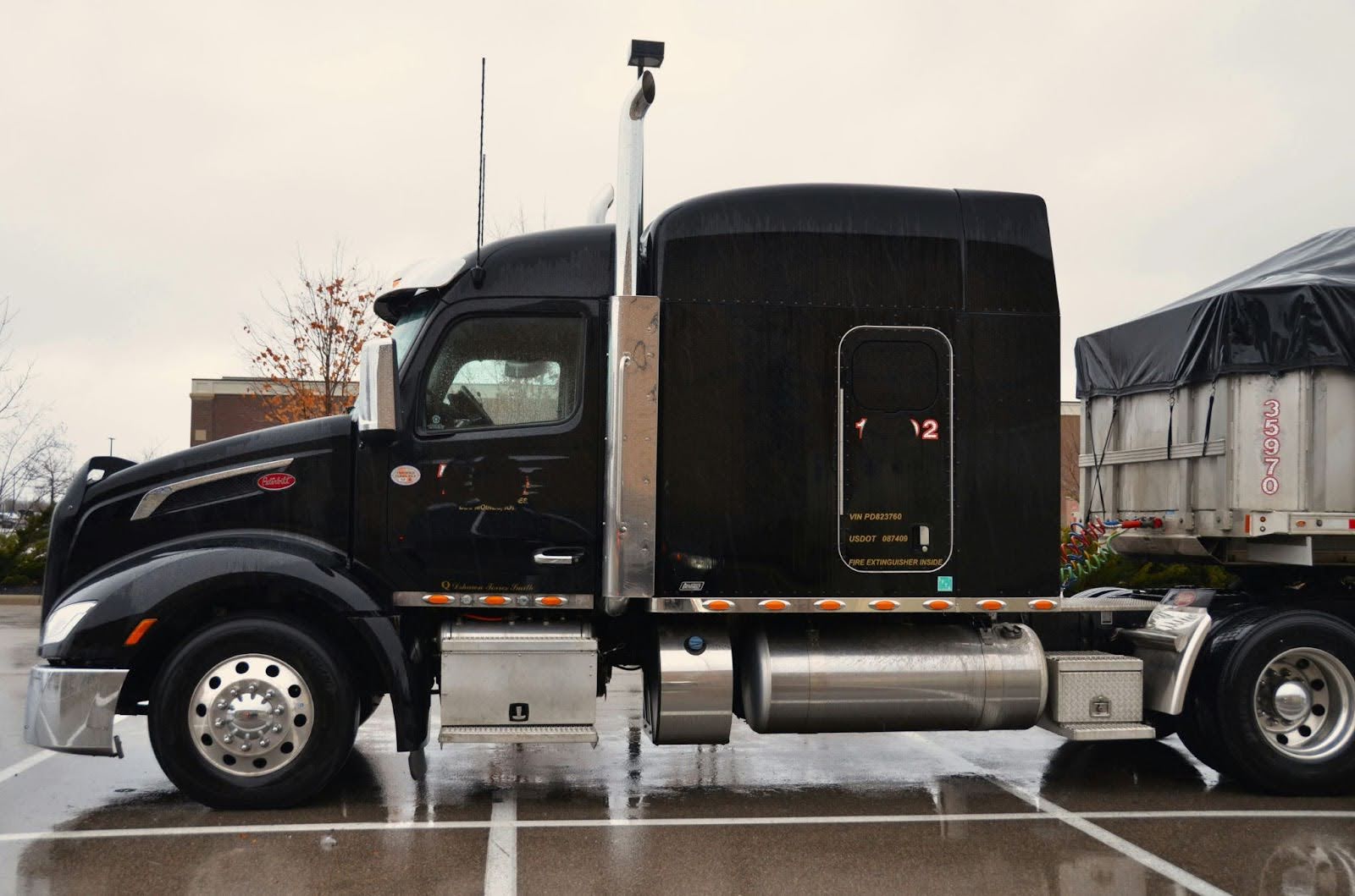Where to find reliable truck and trailer parking in baltimore