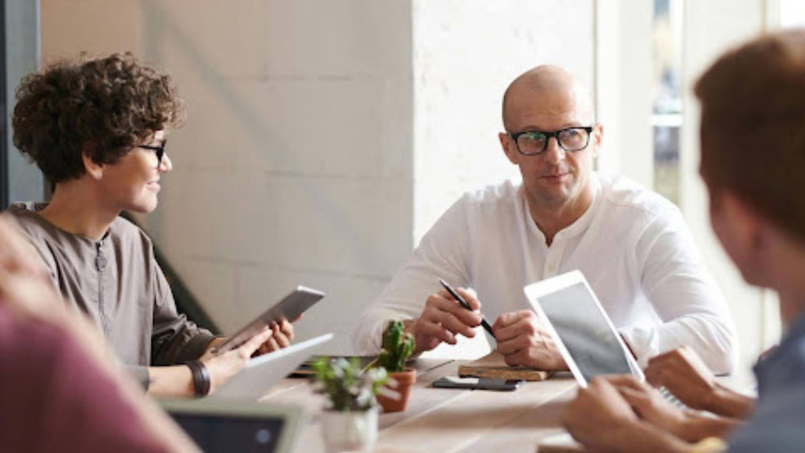 The evolution of corporate technology strategy in the digital age