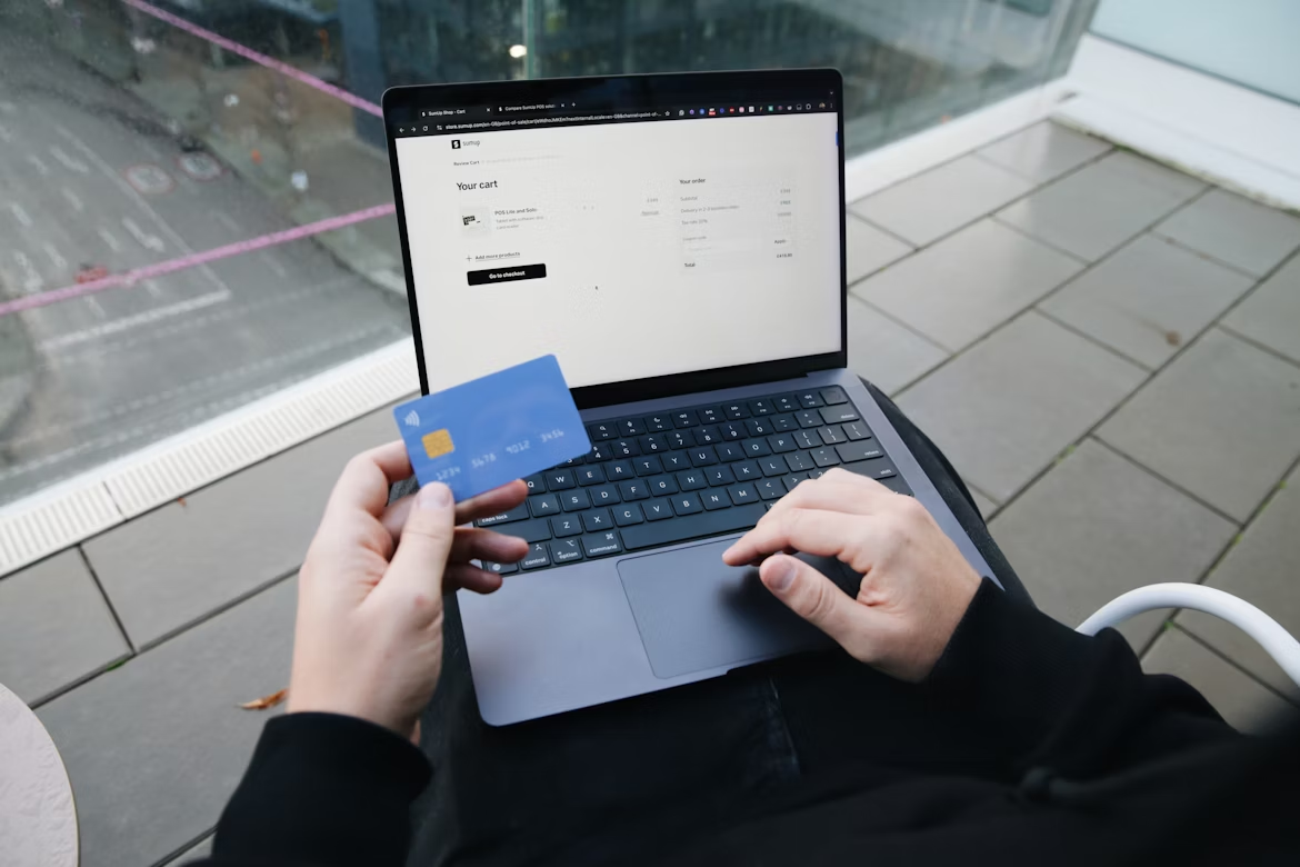 Why familiar brands gain more trust online